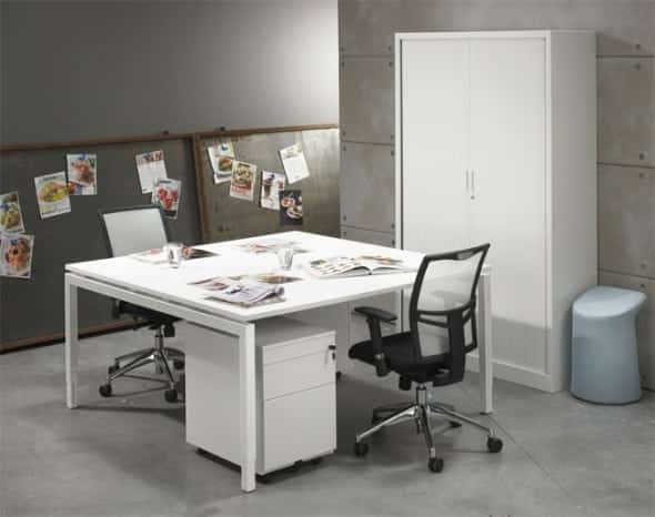 Table de conférence bureau 4 pieds Cube 160x160cm